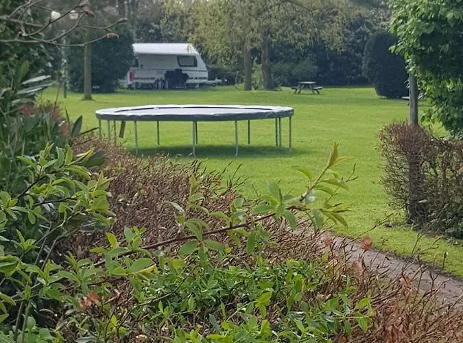 Mini- Camping De Peelweide Hotel *