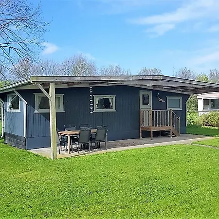 Mini- Camping De Peelweide Otel *